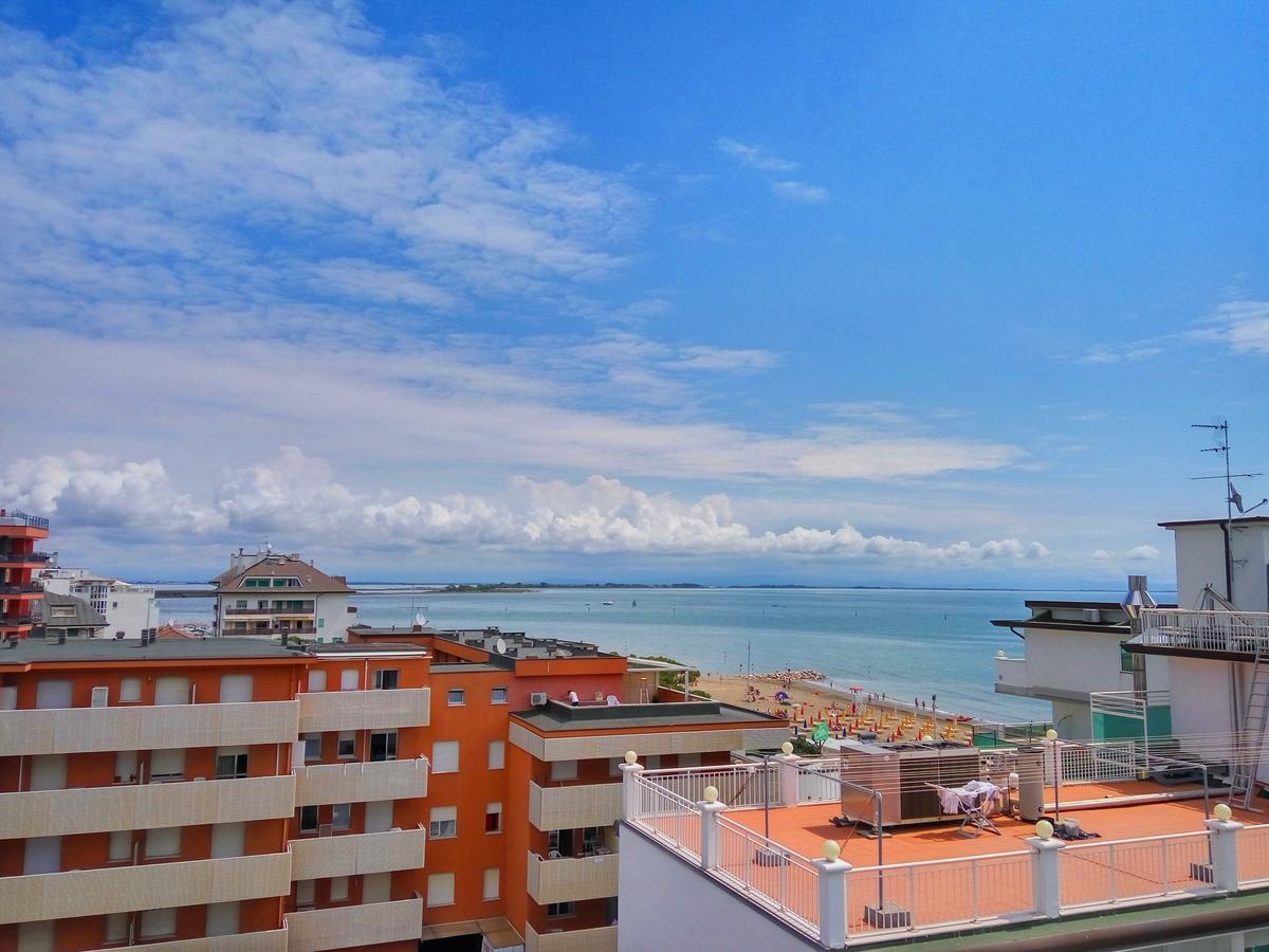 Residenza Edda Apartment Lignano Sabbiadoro Exterior foto
