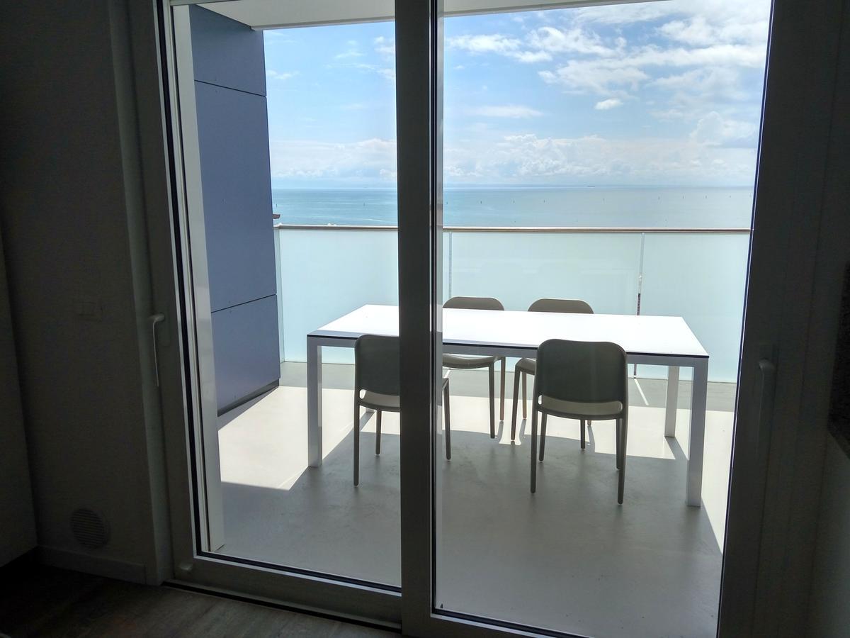 Residenza Edda Apartment Lignano Sabbiadoro Exterior foto