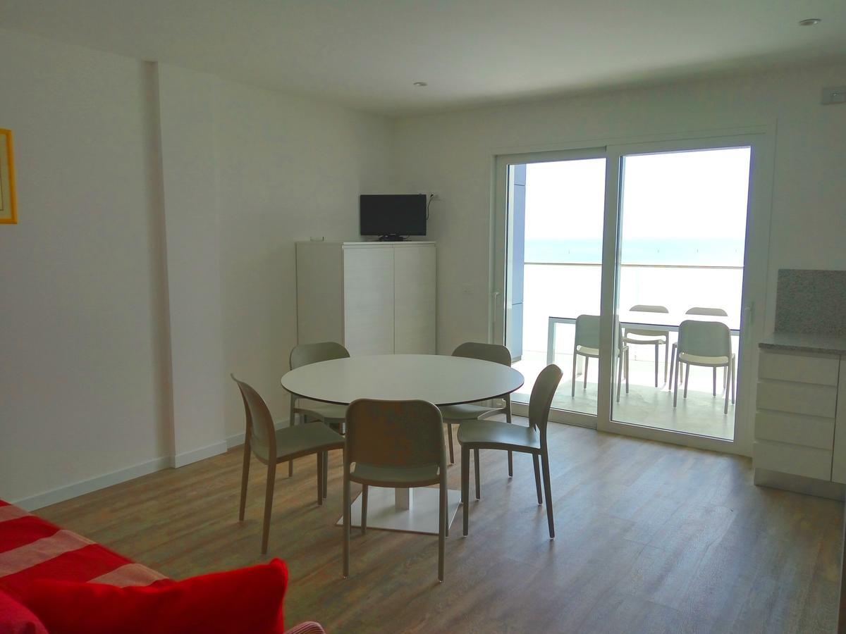 Residenza Edda Apartment Lignano Sabbiadoro Exterior foto