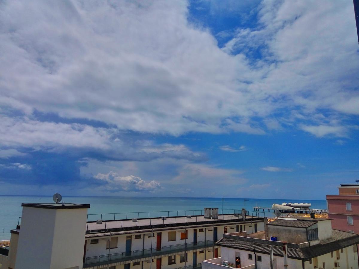 Residenza Edda Apartment Lignano Sabbiadoro Exterior foto